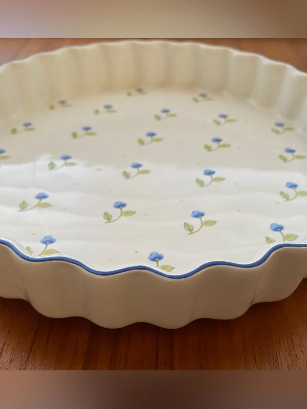 Vintage Ulster Ceramics Scalloped Ceramic Tart Dish with Dainty Floral Pattern
